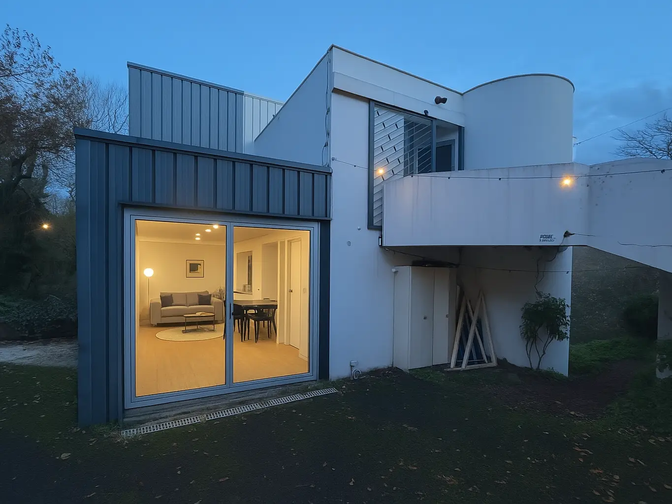 house320260504-d0.png